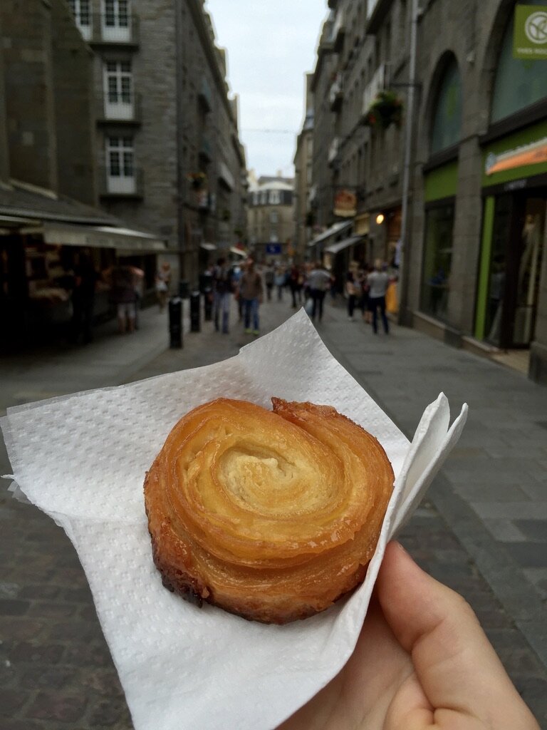 Kouign-amann dans une rue